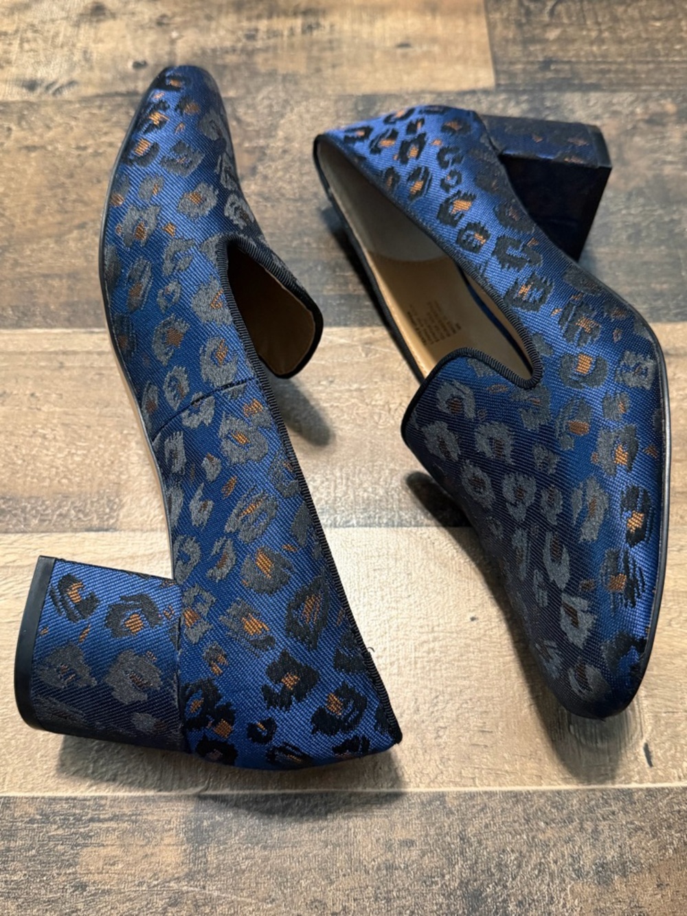 Banana Republic Mid-Heel Leopard Jacquard Smoking Loafer - Picture 4 of 8